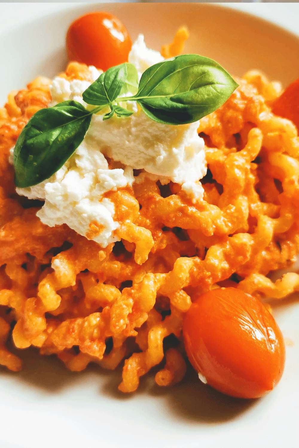 Long fusilli pasta with pesto Calabrese.