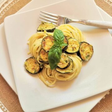 Spaghetti alla nerano on a plate.