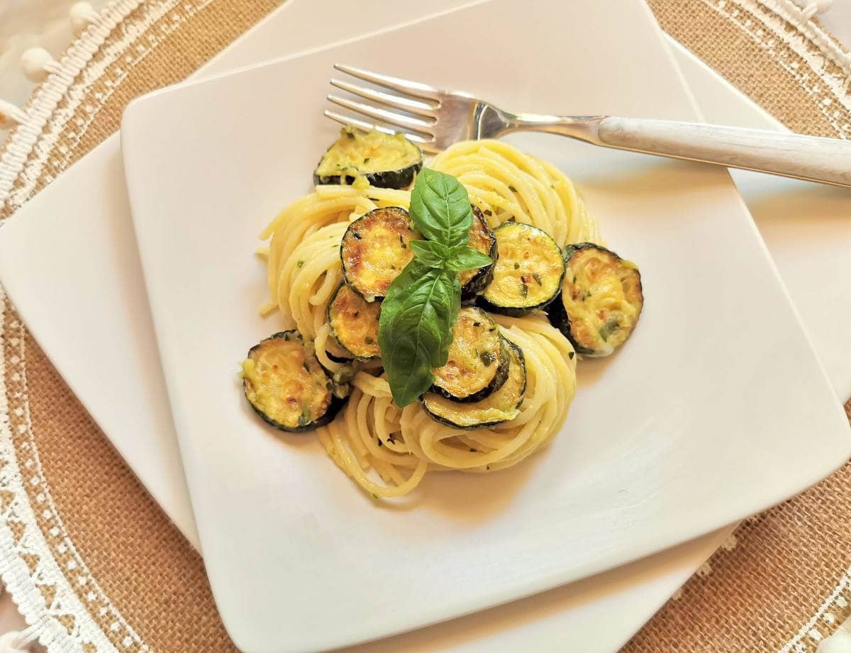 Spaghetti alla nerano on a plate.