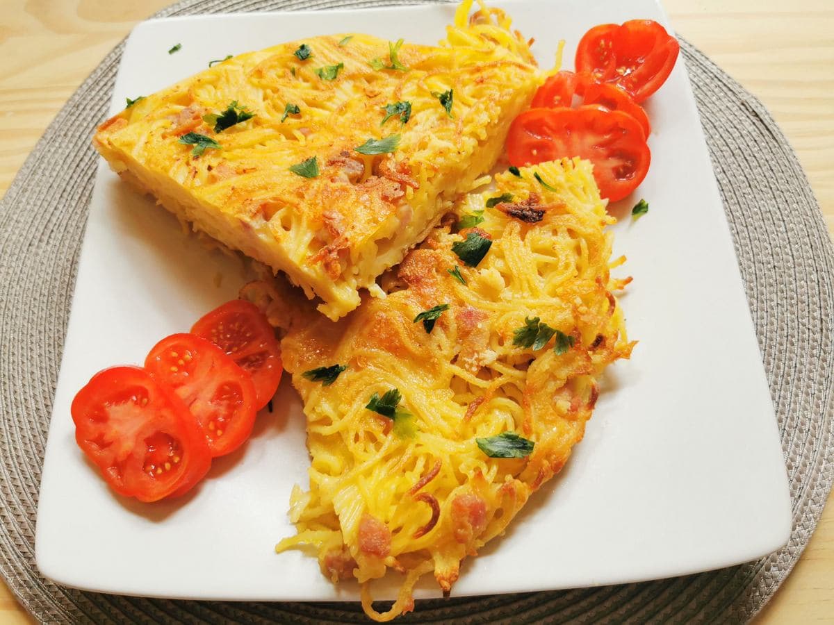 Spaghetti frittata recipe from Naples.