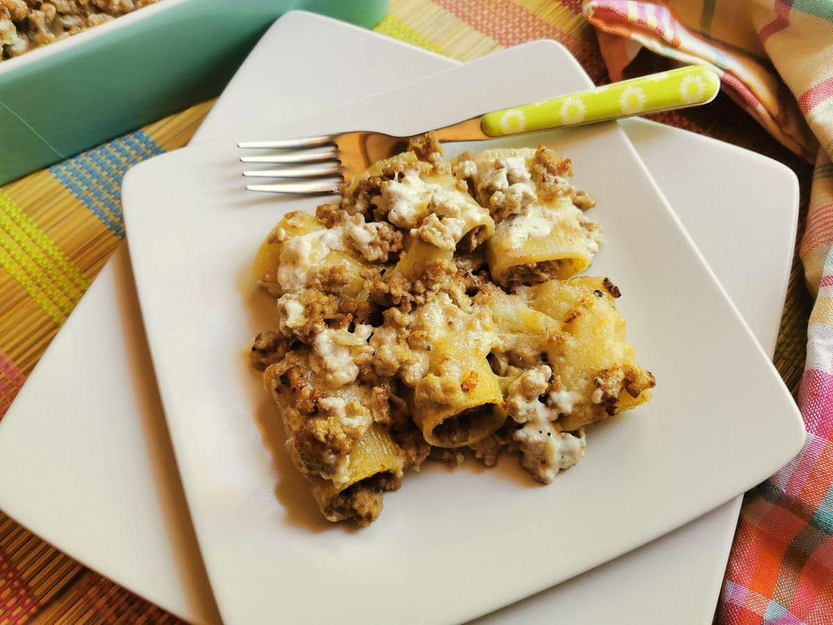 Stuffed and baked paccheri alla pesarese.